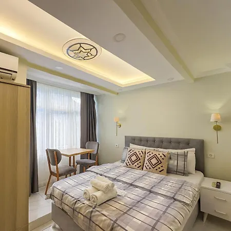 Ozer Hotel&apartments *