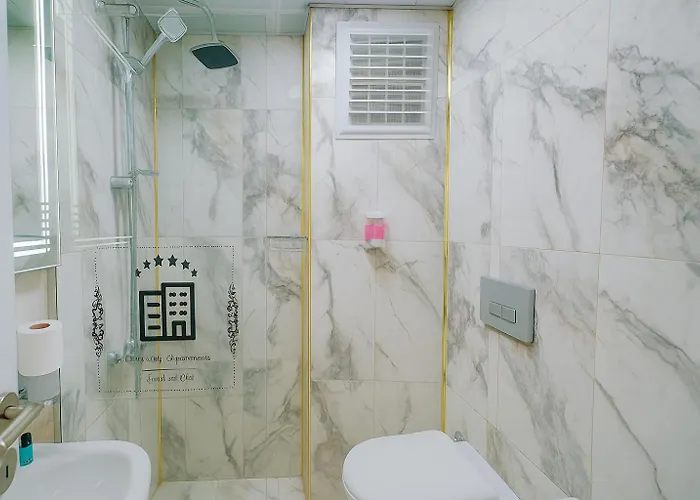 Ozer Hotel&apartments Hotel *